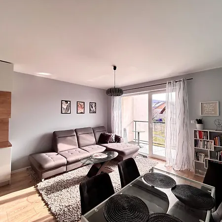 Modern Premium Near The Mountains With Free Parking Space And Self Check In Appartamento *